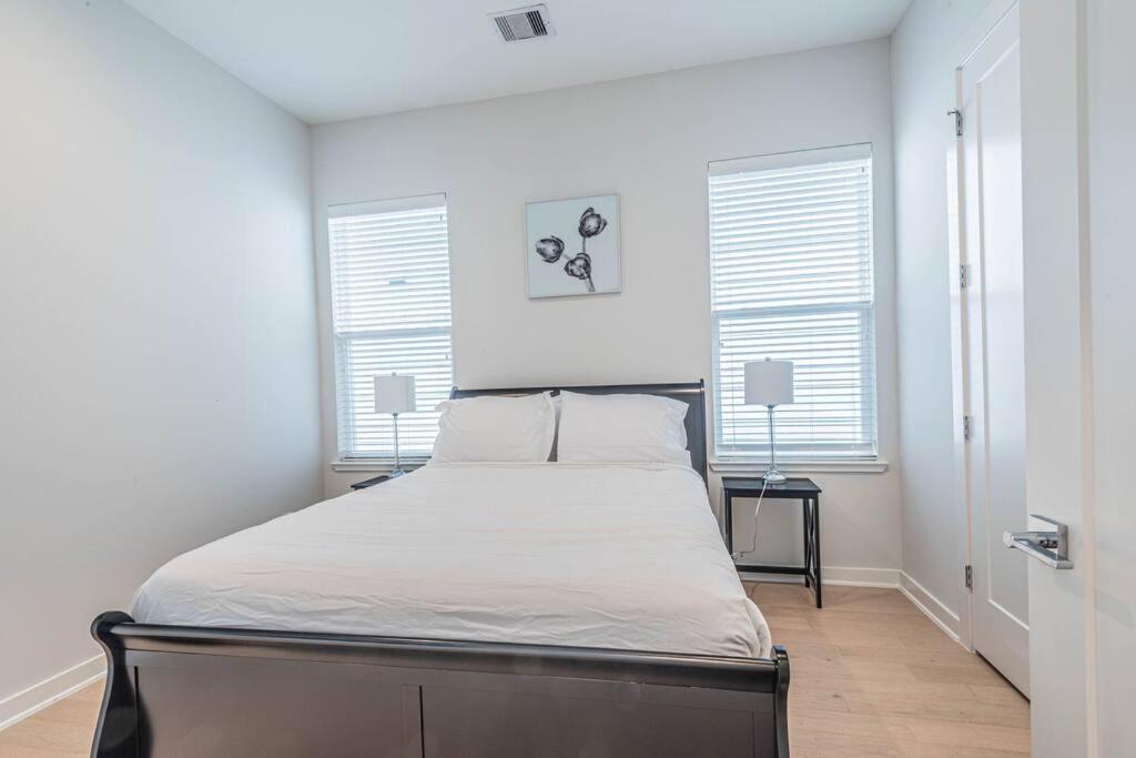 Charming 3-Bedroom Luxury Home Near Downtown, Nrg, Galleria & Medical Center ฮูสตัน ภายนอก รูปภาพ